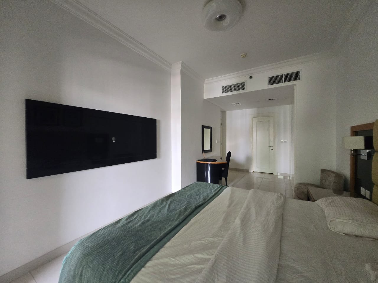 Fully Furnished One Bedroom Capita Bay (2) Fully Furnished One Bedroom Capita Bay