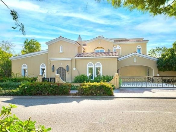5 Bedroom Luxury Villa for Sale in Polo Homes, Arabian Ranches, Dubai