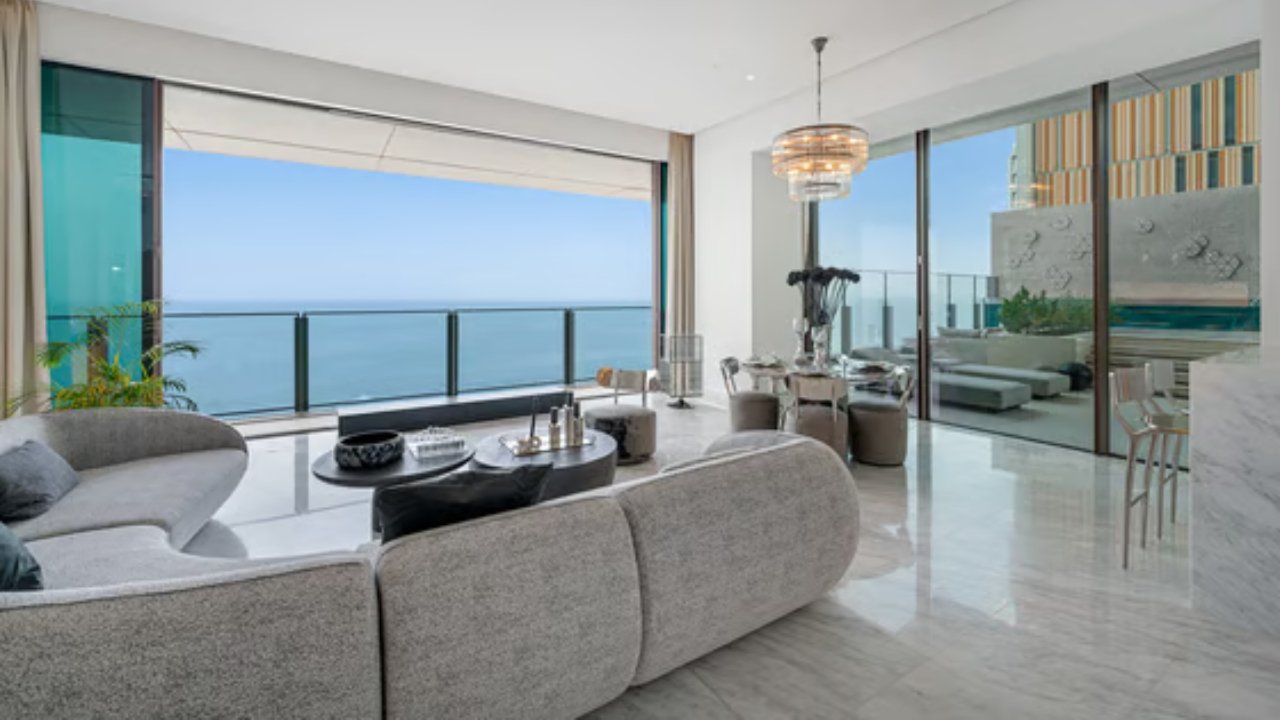 Luxury 2 Bedroom Beachfront Apartment for Sale in Dubai